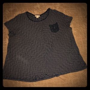 GUC size 2x navy and white Style & Co tee